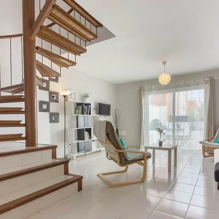 아파트 Beautiful 2-bed Townhouse Near Beach/el Medano! La Tejita